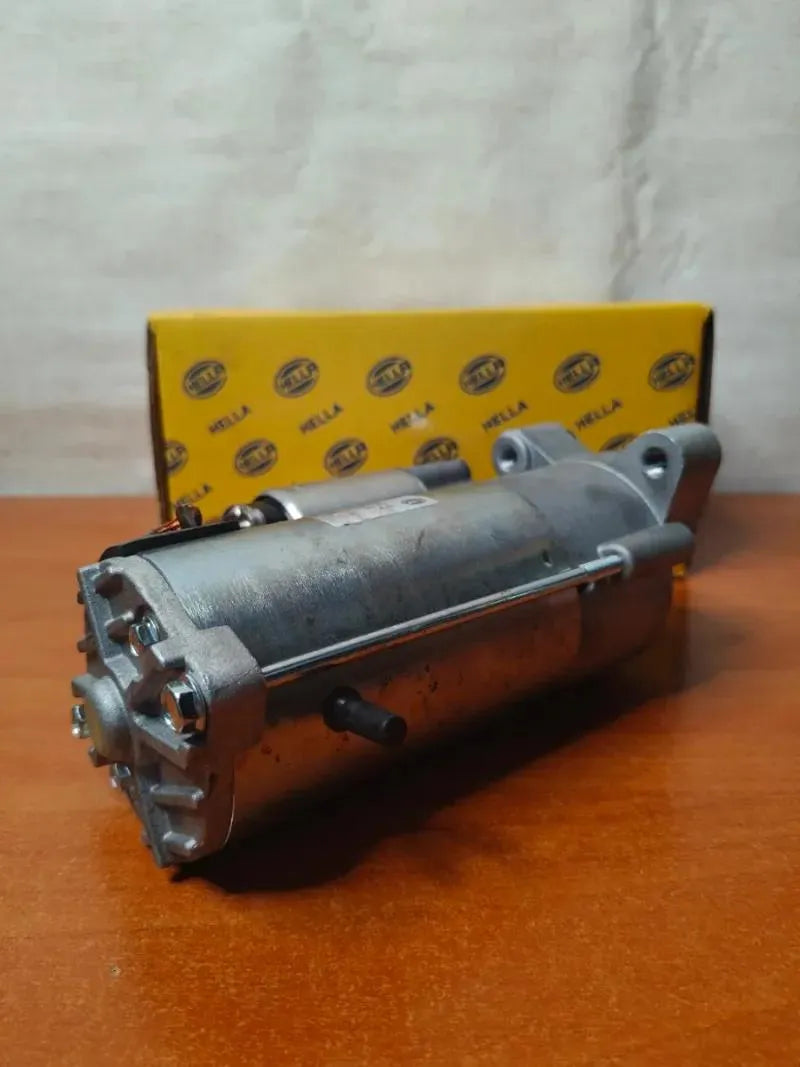 Motor de arranque HELLA 12V 2,2kV