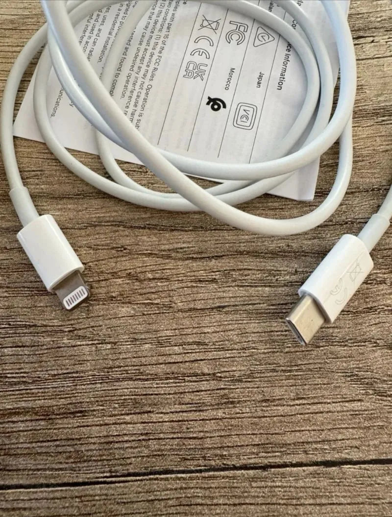 Apple Cable de USB-C a lightning

Lightning 1 m