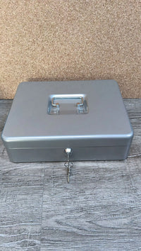 Caja de efectivo con cerradura