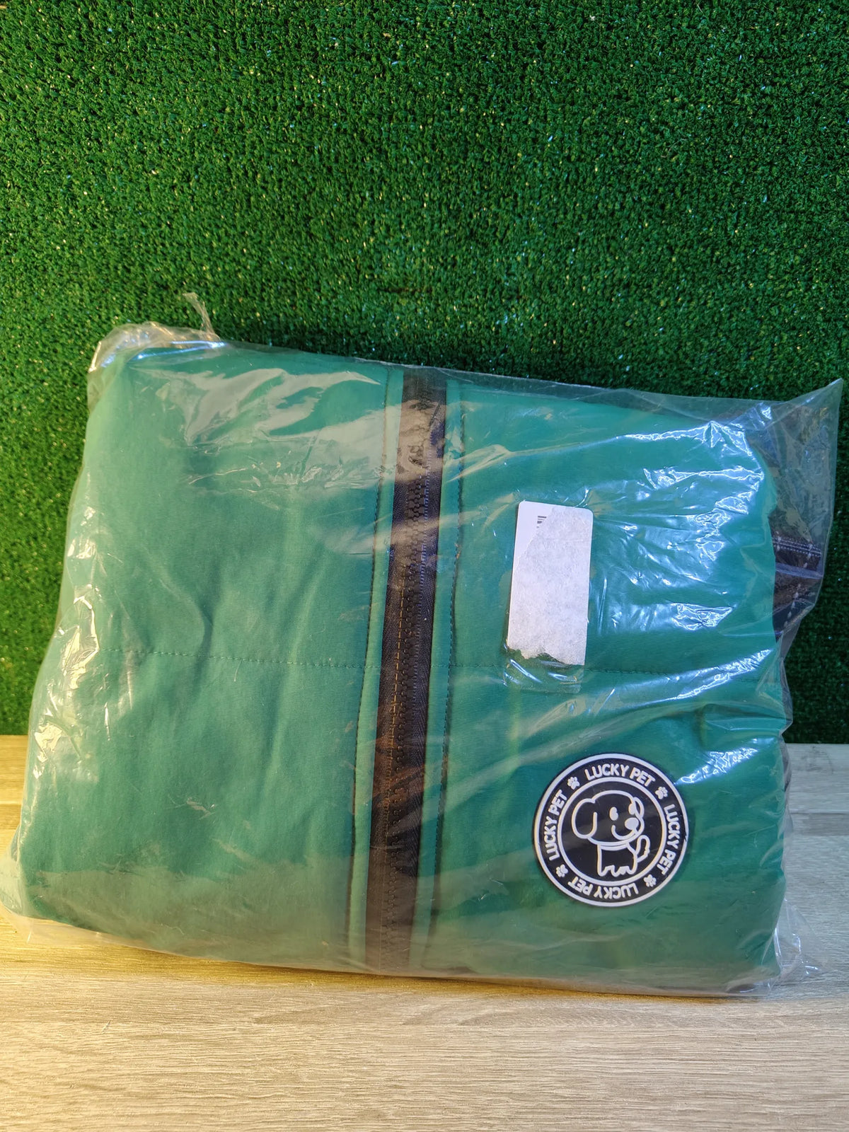 Abrigo impermeable para perros con arnés