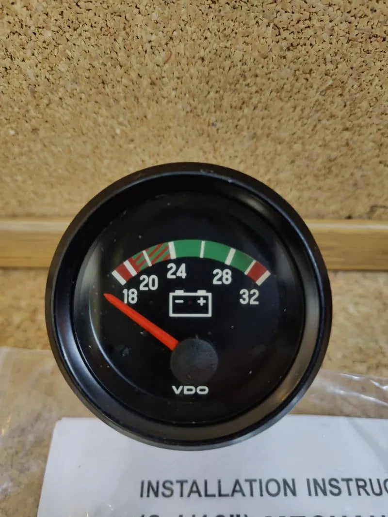 Voltímetro de 12V-24V