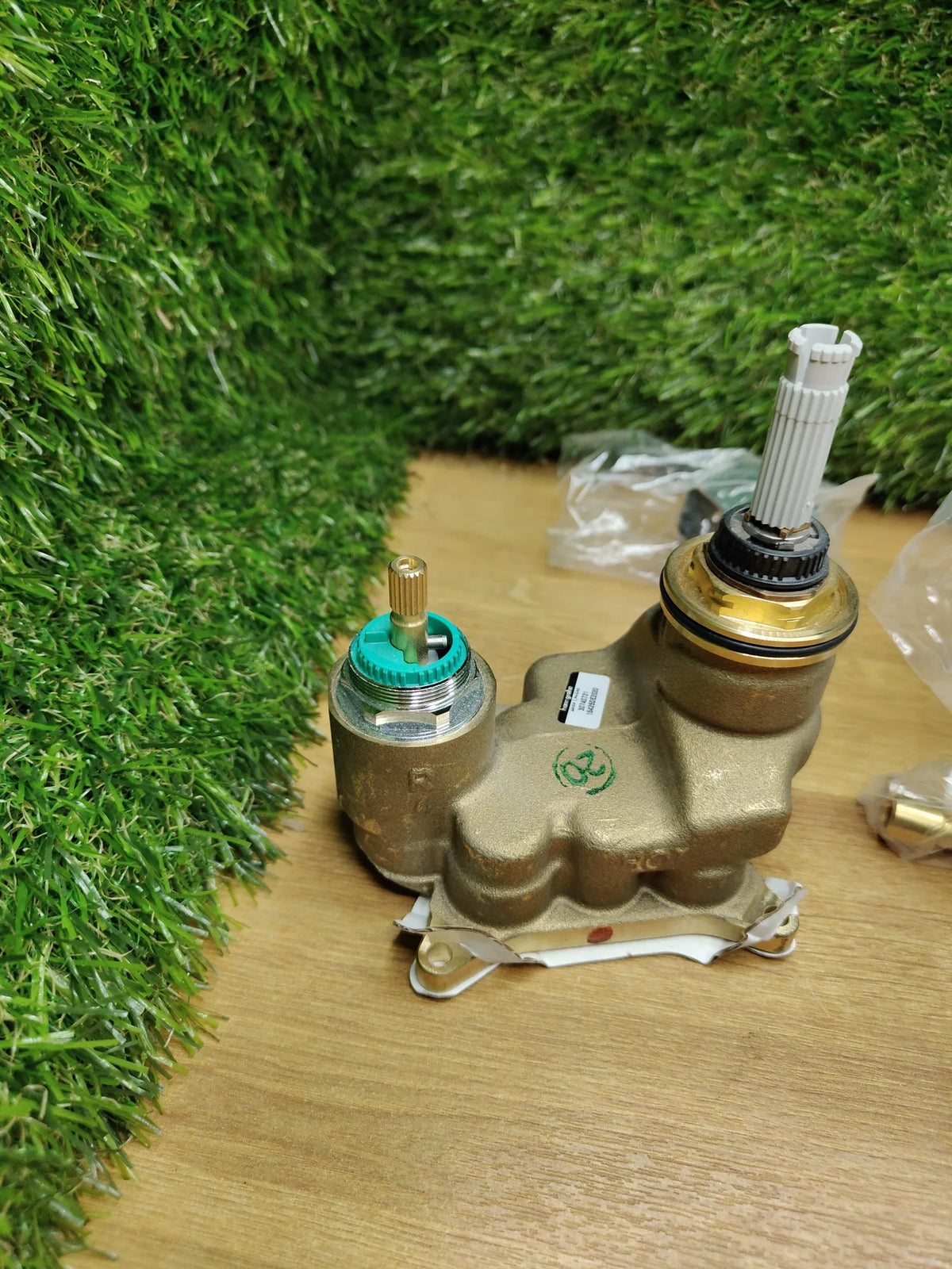 Termostato con llave de paso e inversor HANSGROHE