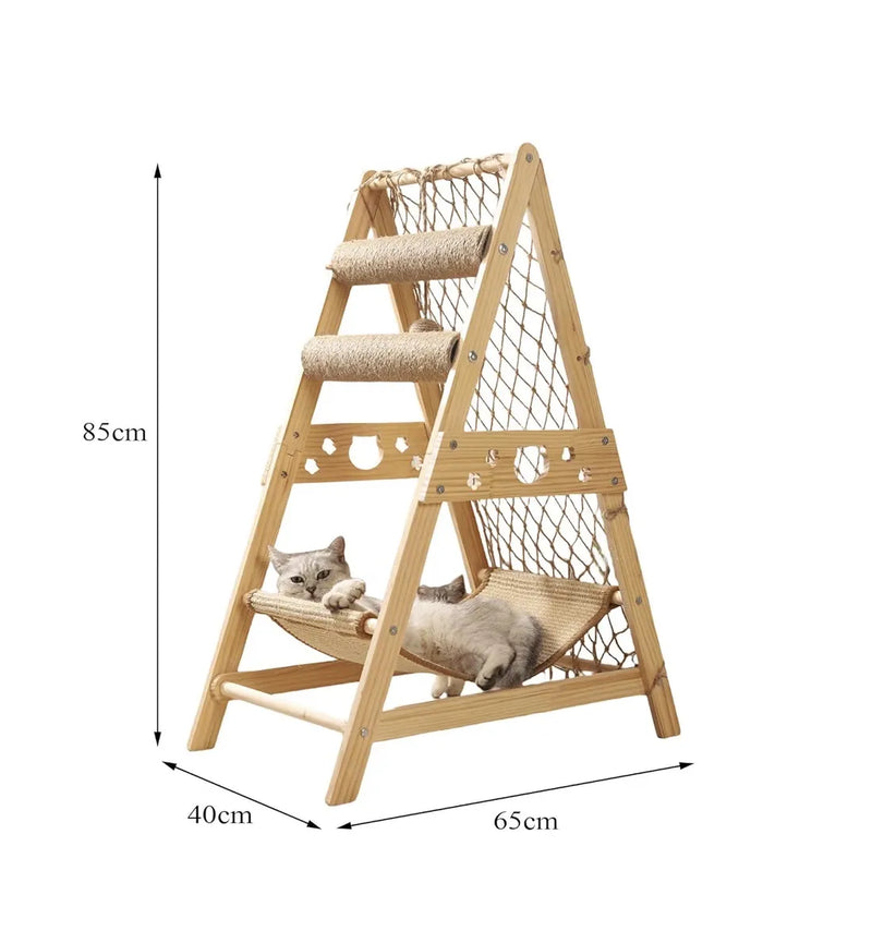 Torre de madera para gatos
