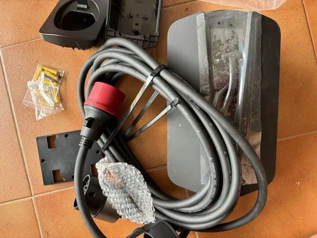 Estación de carga automóvil eléctrico Tera