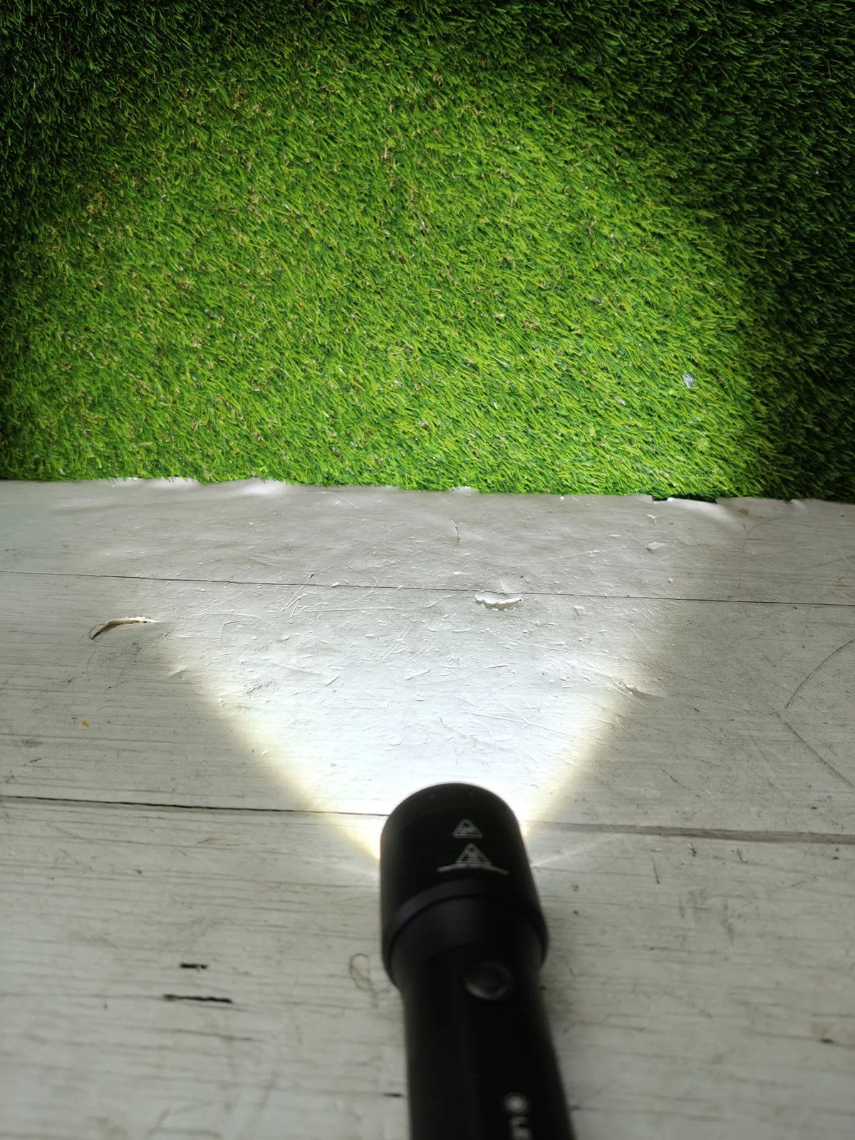 Linterna LED Recargable - LEDLENSER P7R CORE