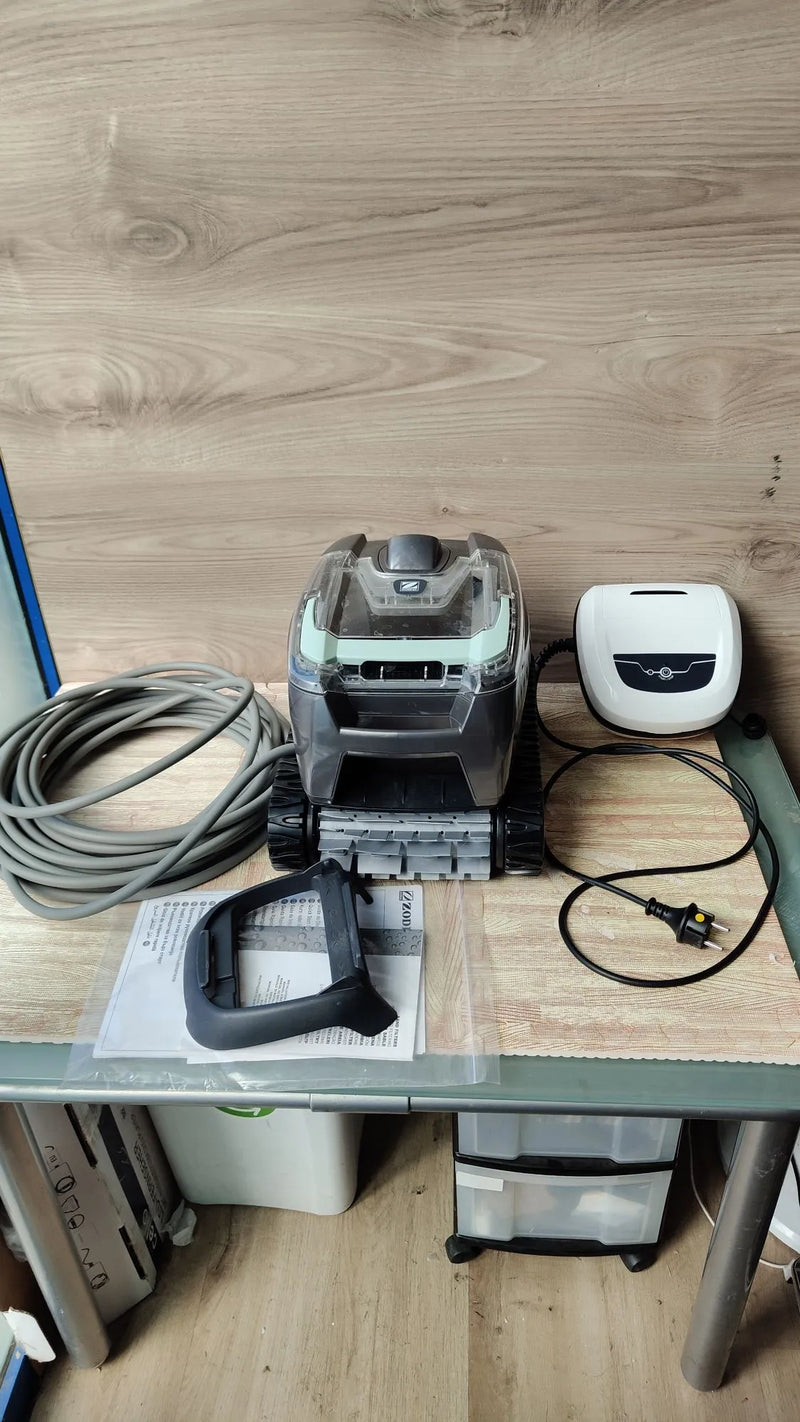 Robot limpiafondos automático Piscina hasta 9x4m