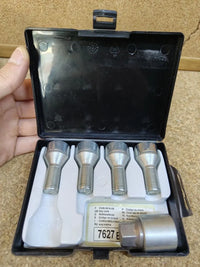 Tornillos seguridad ruedas coches