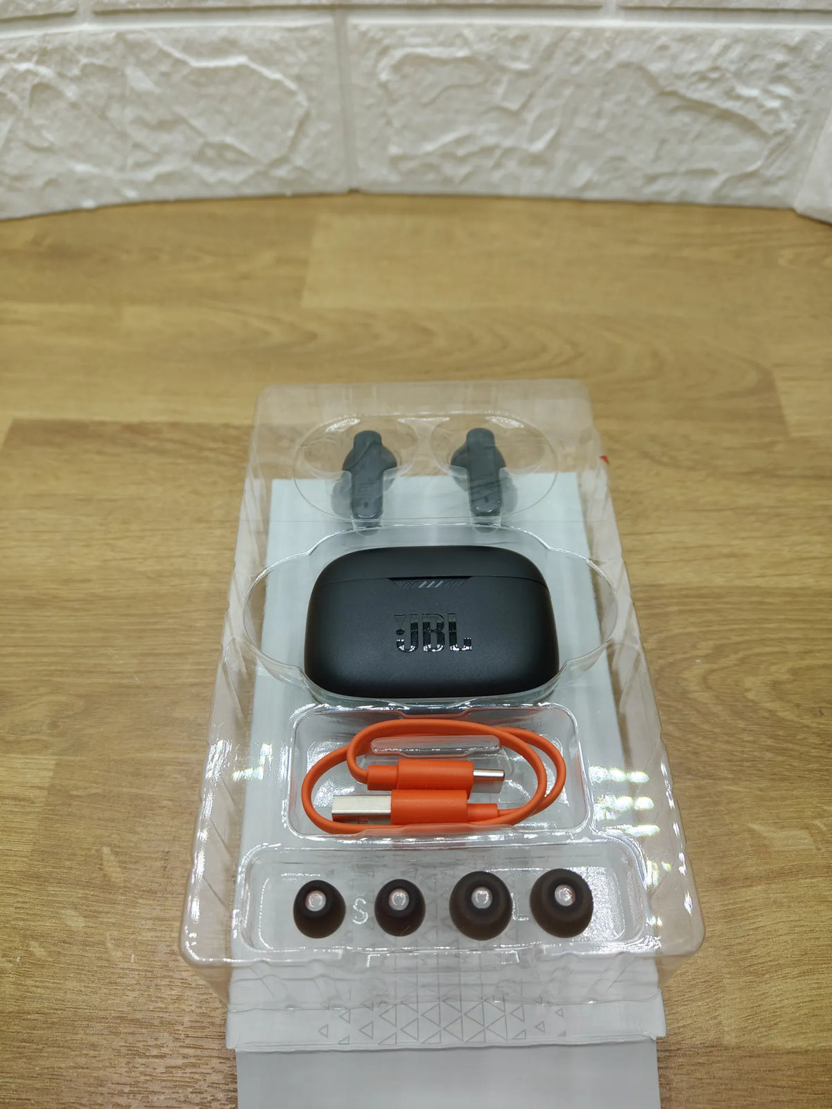 JBL Auriculares Tune 235 NCTWS