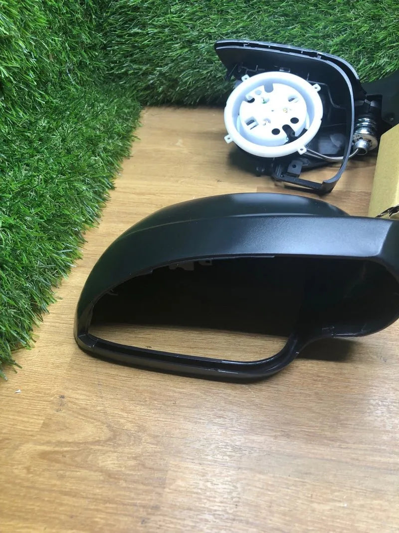 Espejo retrovisor derecho TYC
