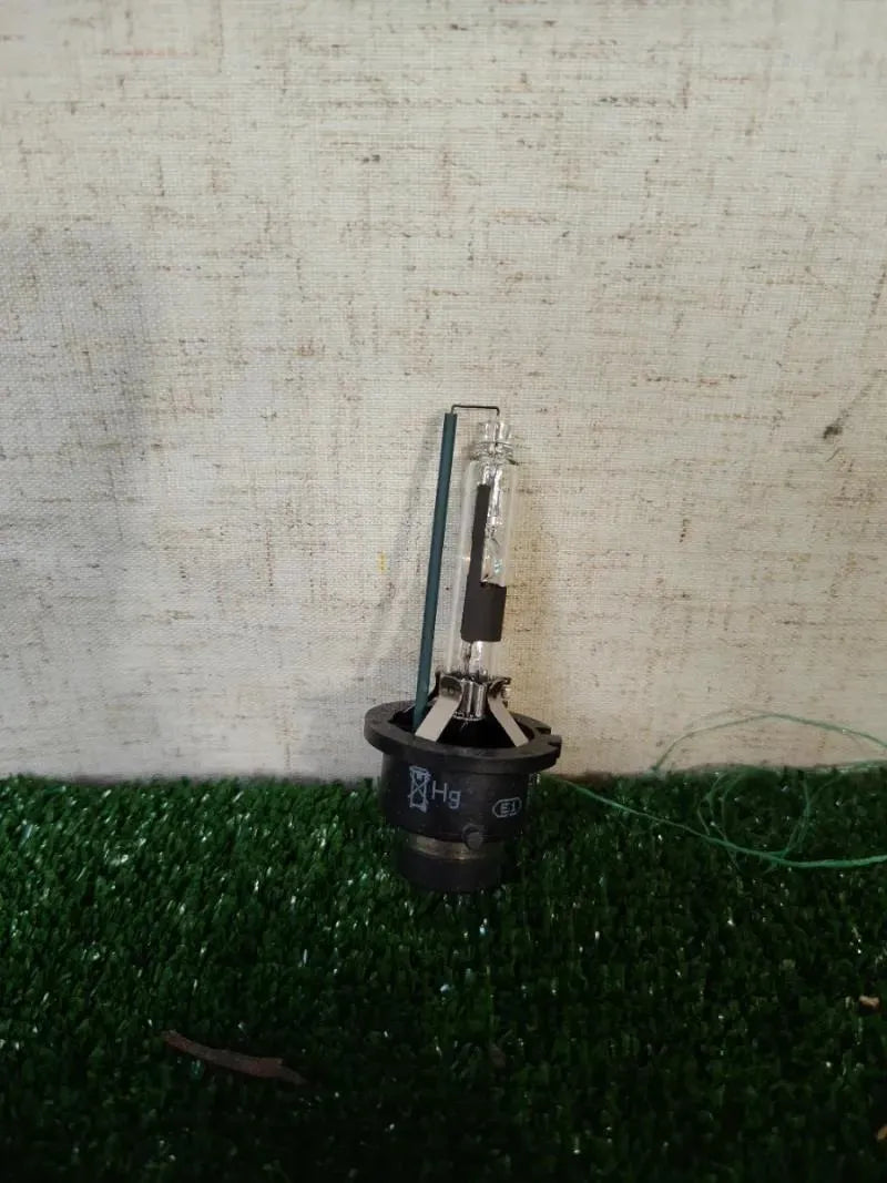 Bombilla Xenon Philips D2R 85W