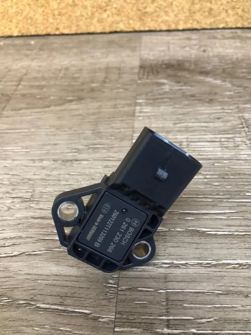 Sensor Bosch Ladedruck 0261230266