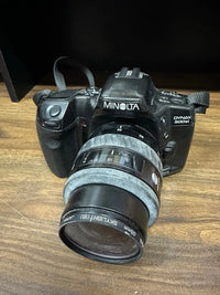 Cámara de película SLR Minolta Dynax 500si