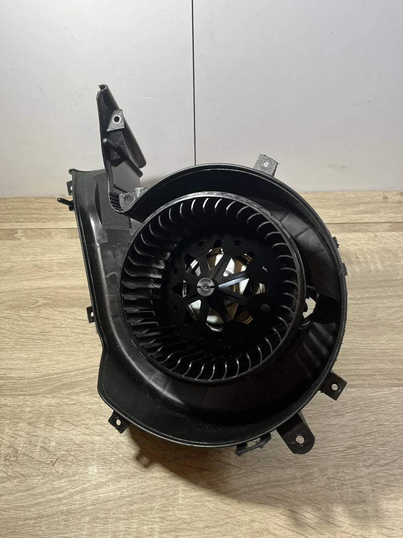 Motores de los ventiladores con Aire acondicionado