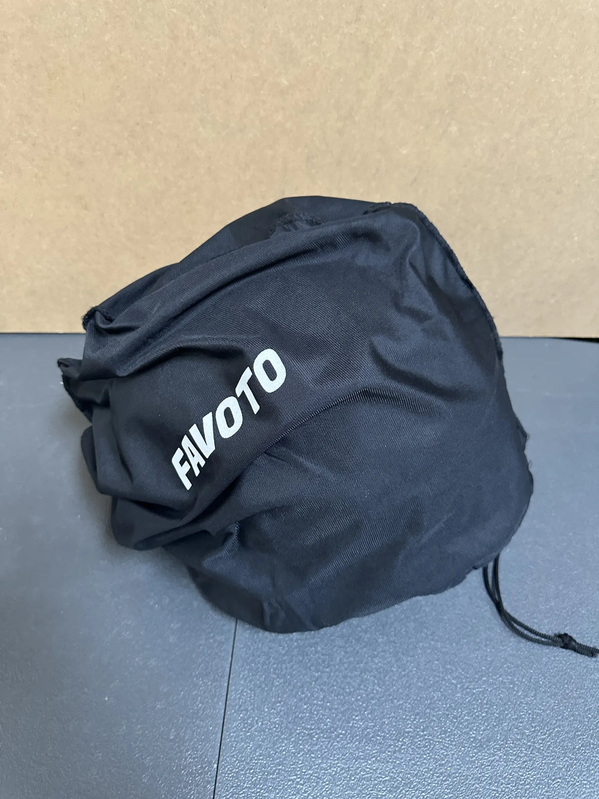 Casco integral Favoto