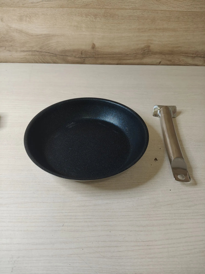 Sartén 24 cm Antiadherente, Acero - WMF Permadur Advance