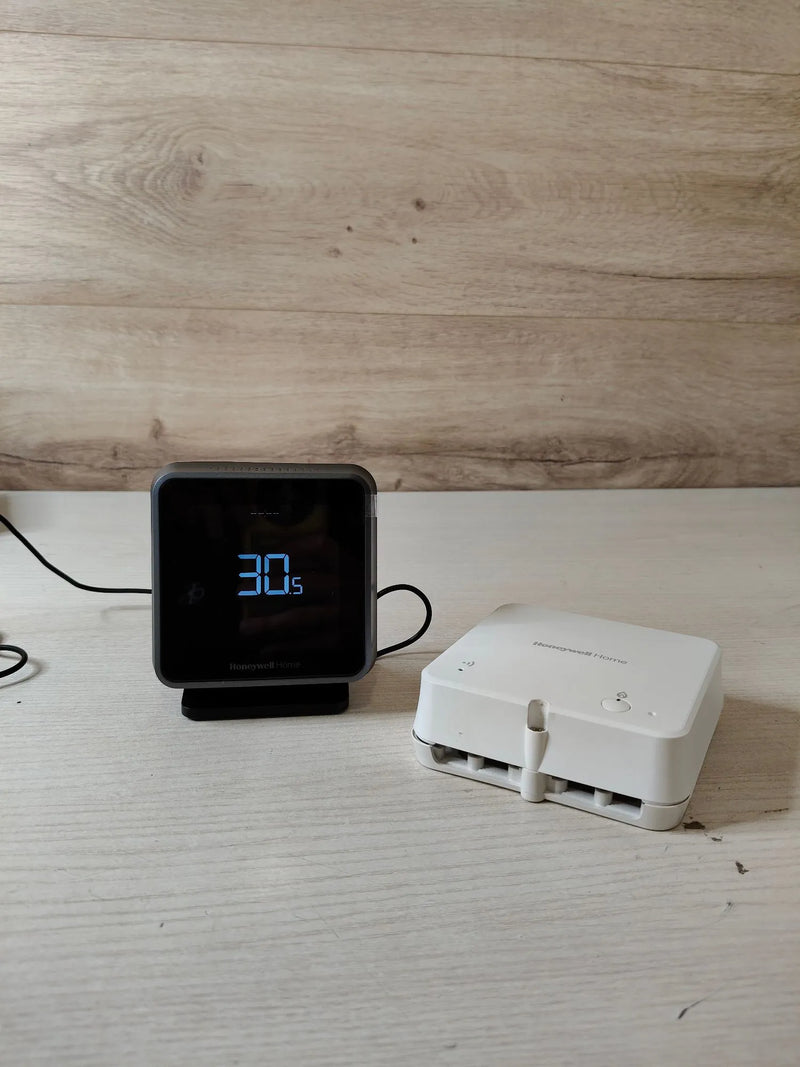 Termostato programable Inteligente - HONEYWELL HOME