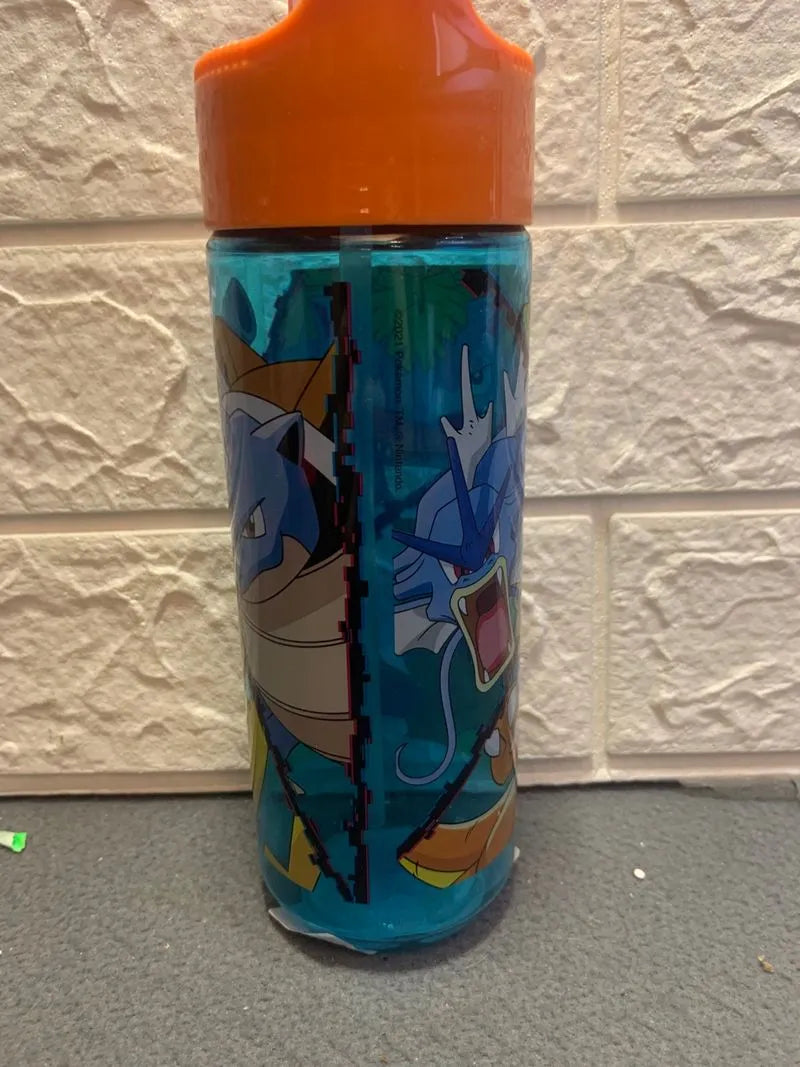 Botella de agua para niños