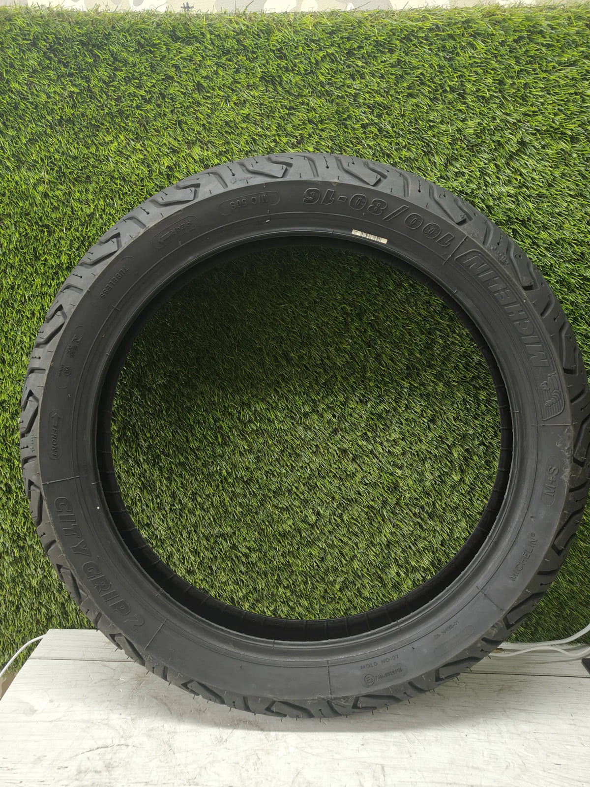Neumático de moto Michelin 100/80-16
