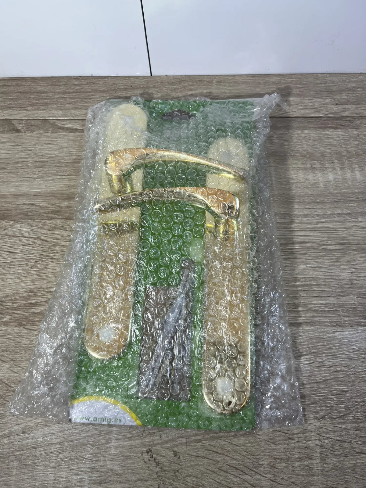 Juego de 2 Manillas para Puertas Amig