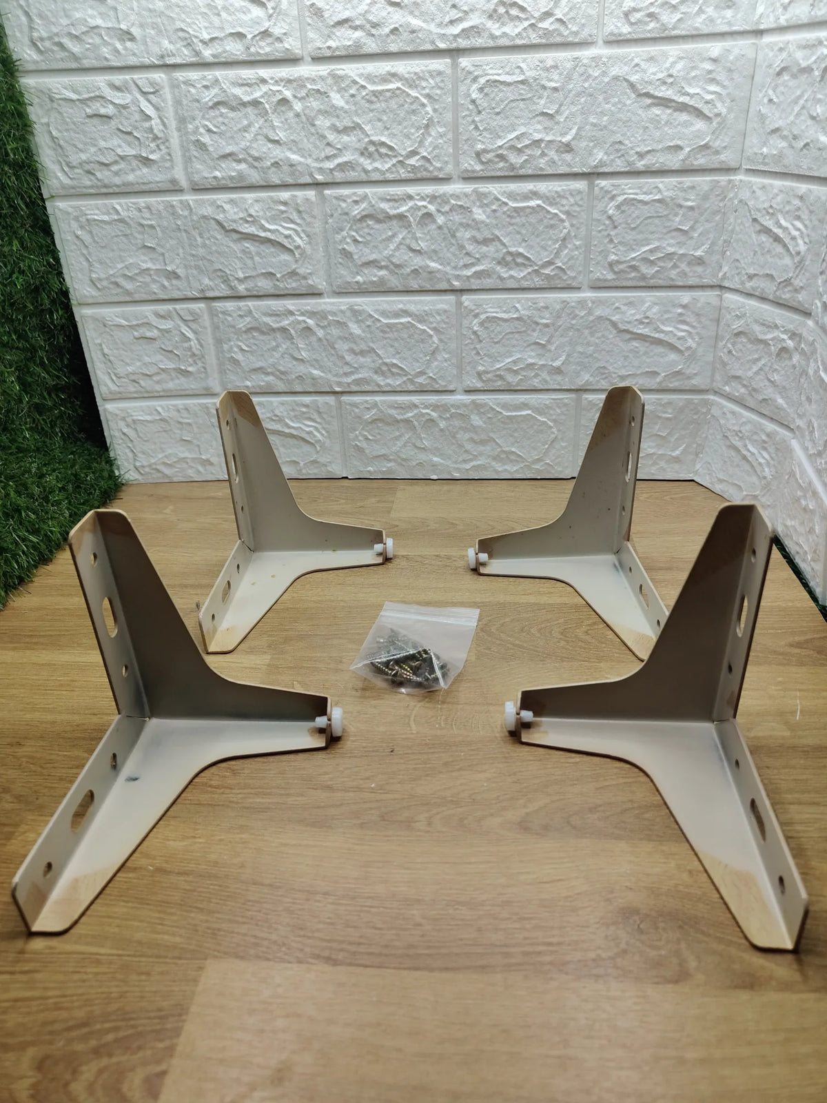 Patas de metal mueble