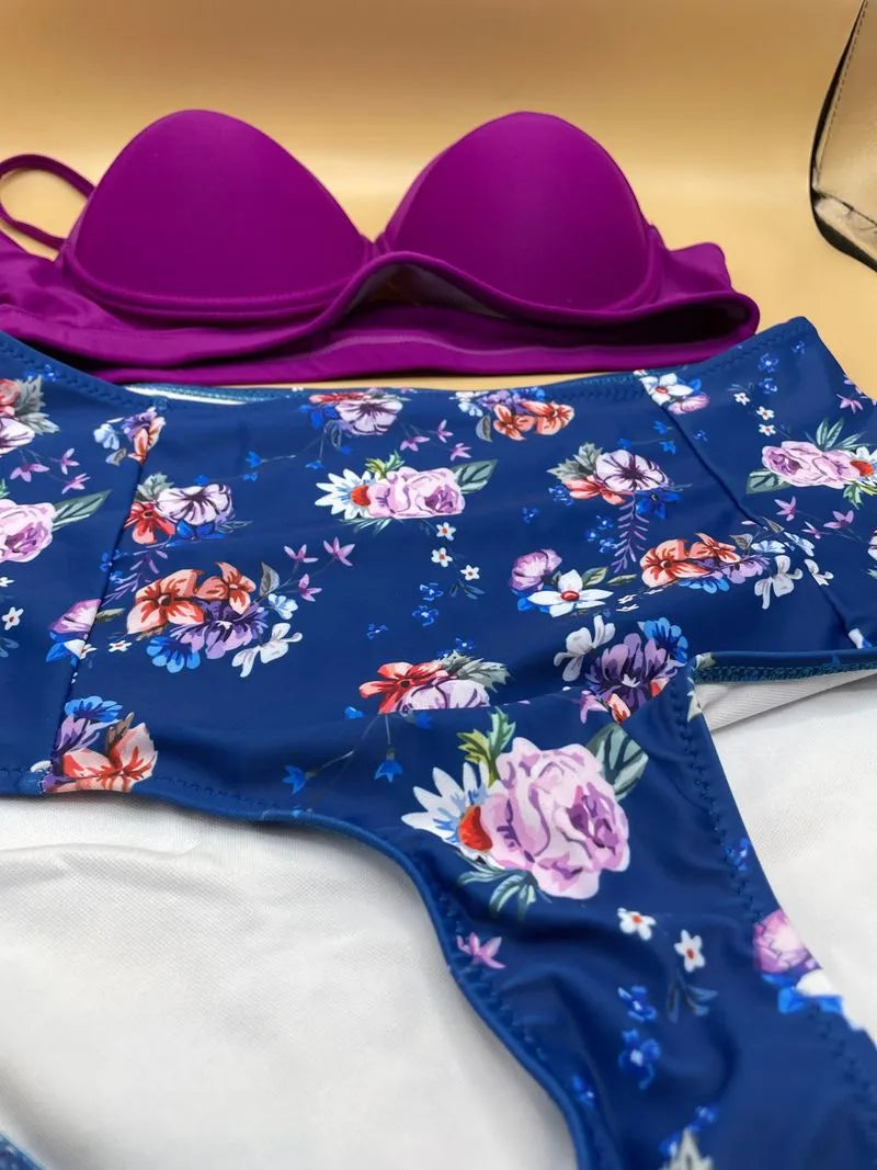 Bikini Vintage woman