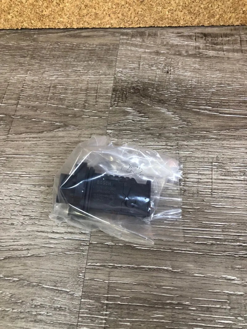 Sensor de flujo de masa de aire BOSCH 0281006092
