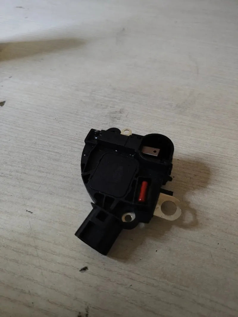 Regulador Magneti Marelli 14V