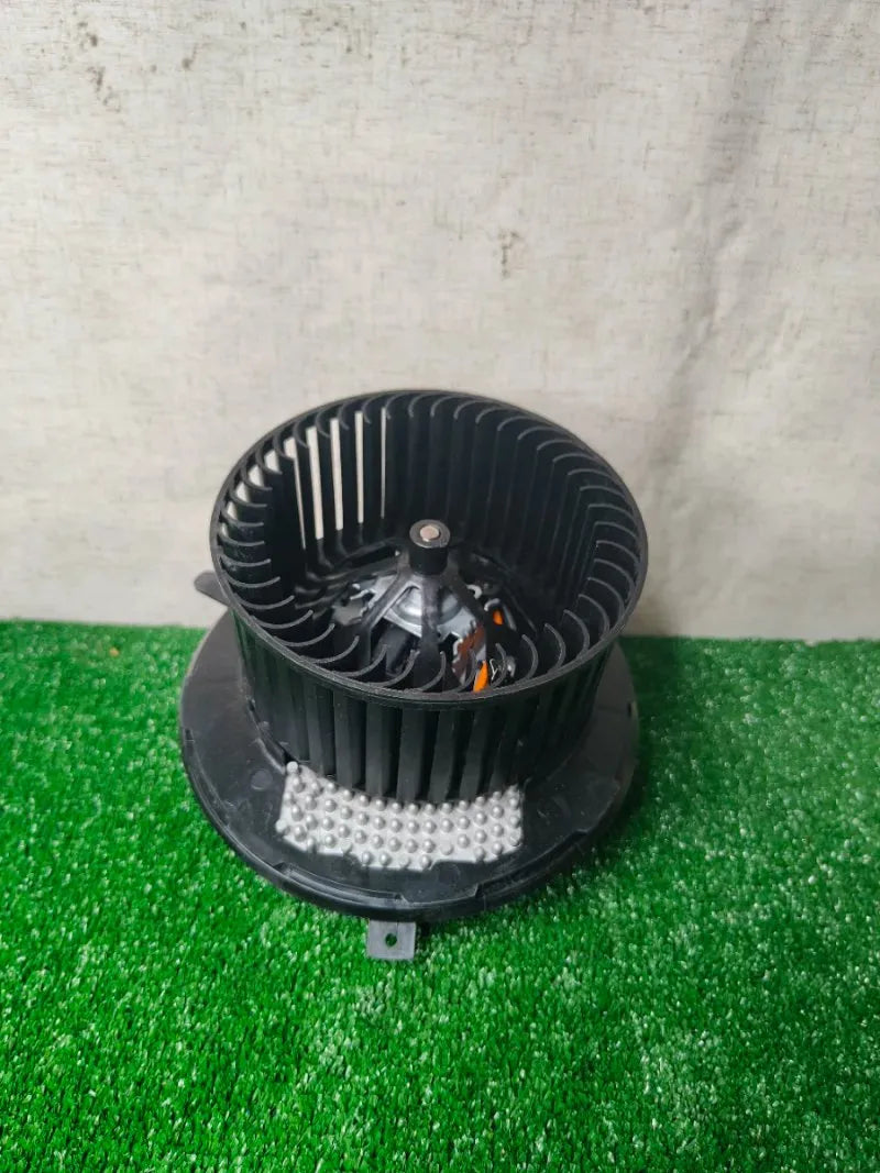 NRF 34003 Ventilador habitáculo