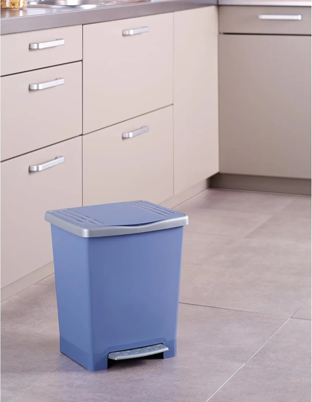 Cubo de basura de cocina con pedal - Tatay