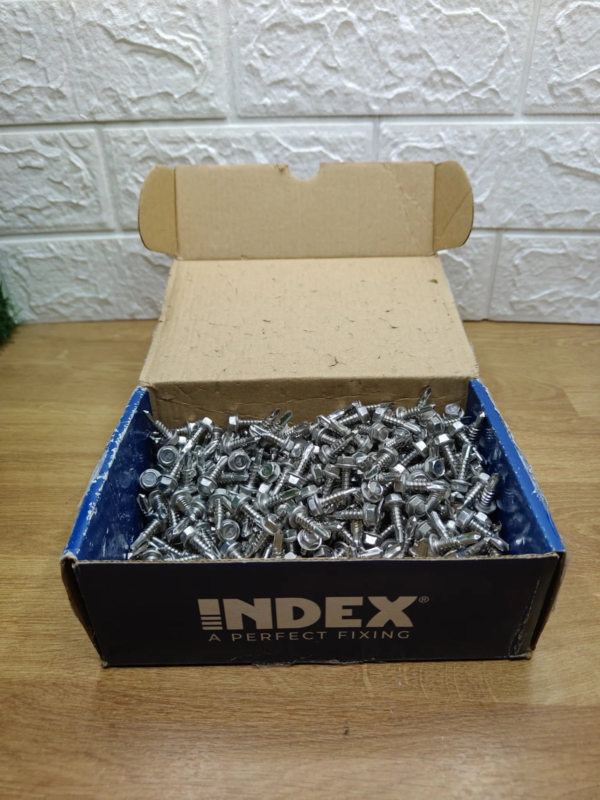 Tornillos autotaladrante Index