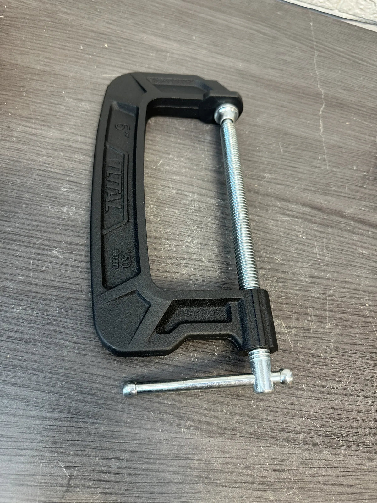 Tornillo de apriete