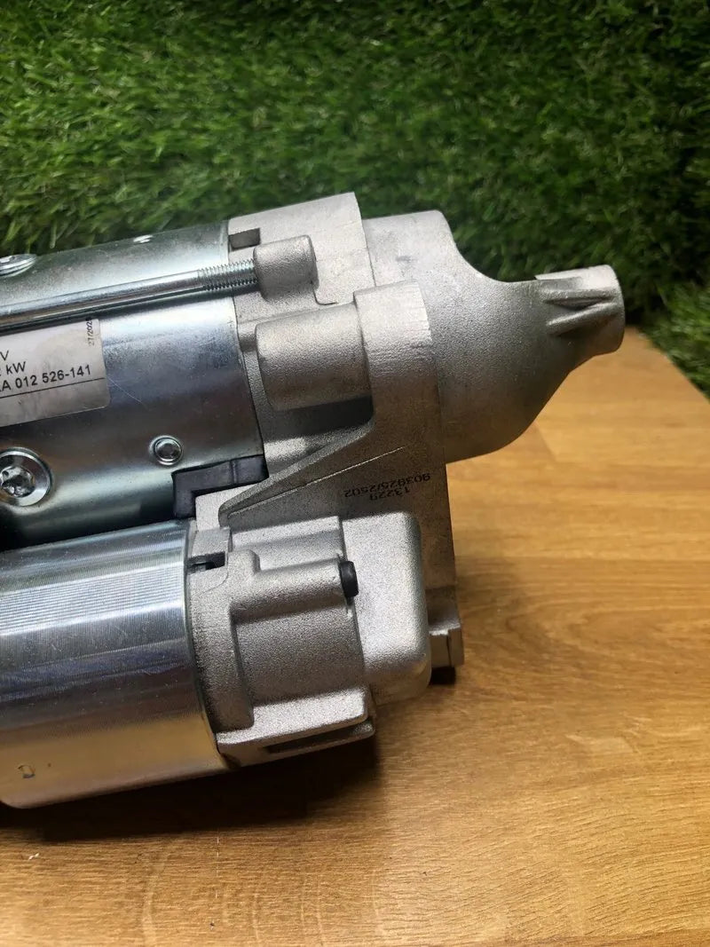HELLA 8EA 012 526-141 Motor de arranque