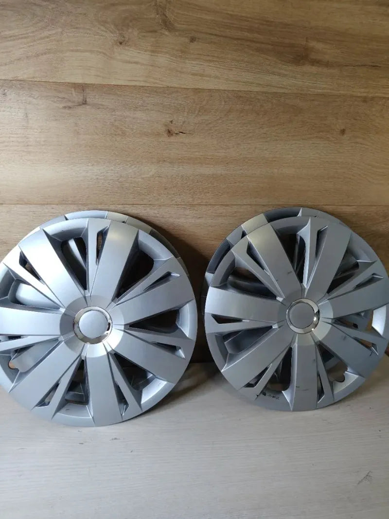 Tapacubos Plateados 16 Pulgadas - SWISS DEIVE