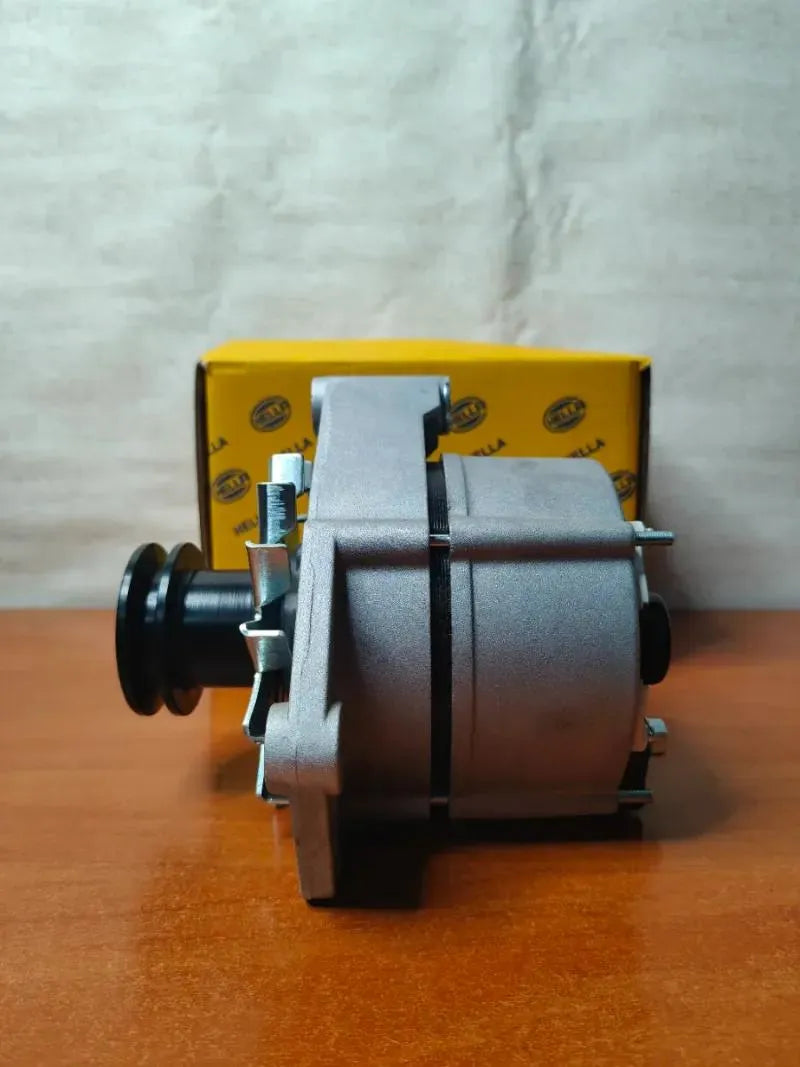 Alternador HELLA