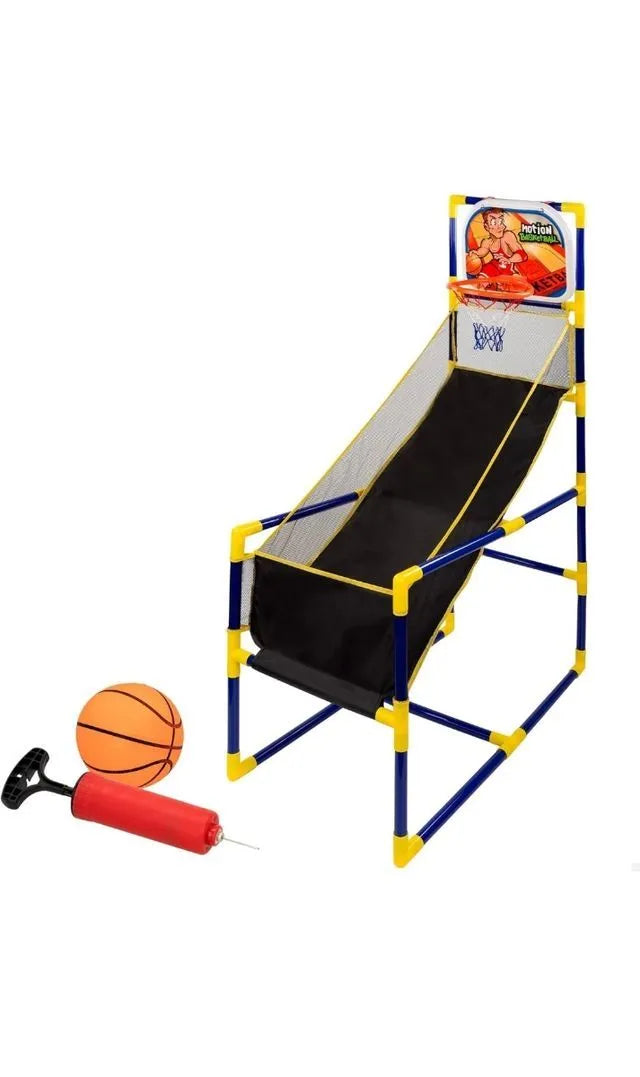 Canasta baloncesto con recogepelotas