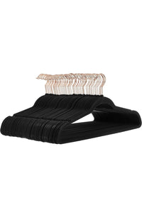 25 Perchas de terciopelo para trajes