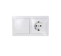 Interruptor doble con base schuko