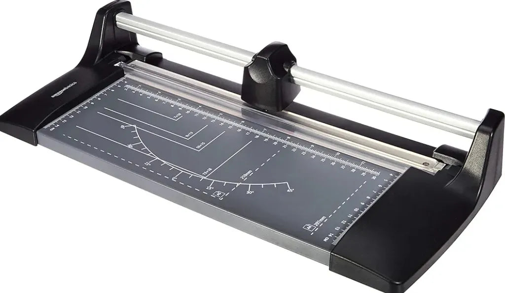 Guillotina de papel giratoria para A4 - Amazon basics