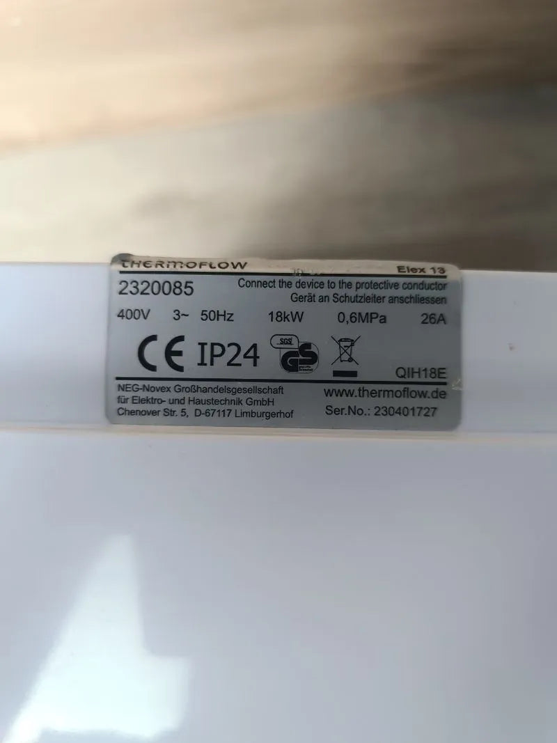 Calentador instantáneo a presión, 18 kW, 400 V