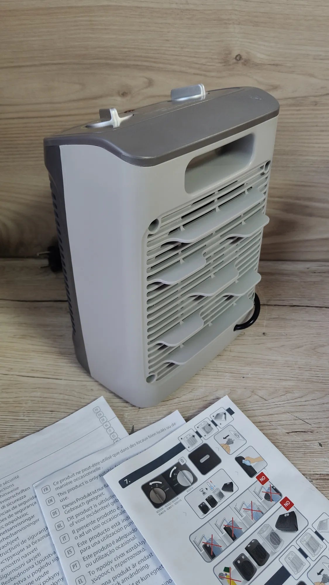 Calefactor bajo consumo 2000 W, 2 velocidades