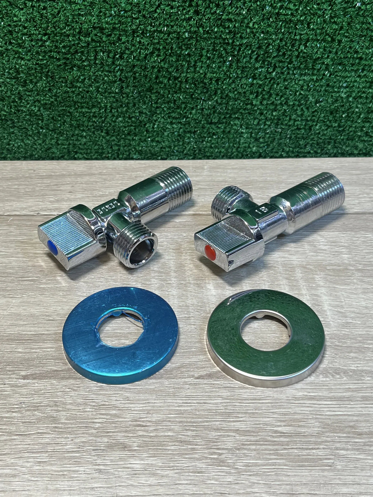 Llave de Escuadra 1/2” Ibergrif