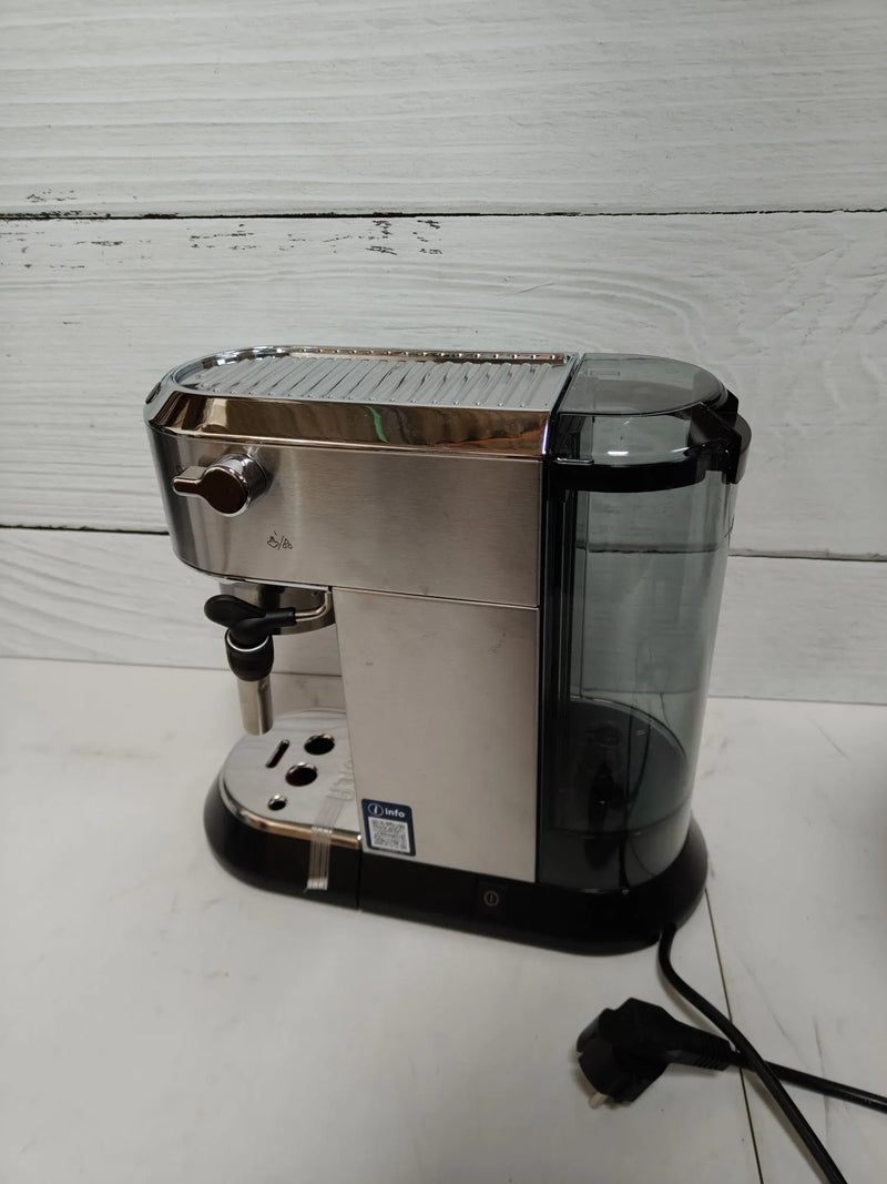 Cafetera de Bomba de Acero - De'Longhi Dedica