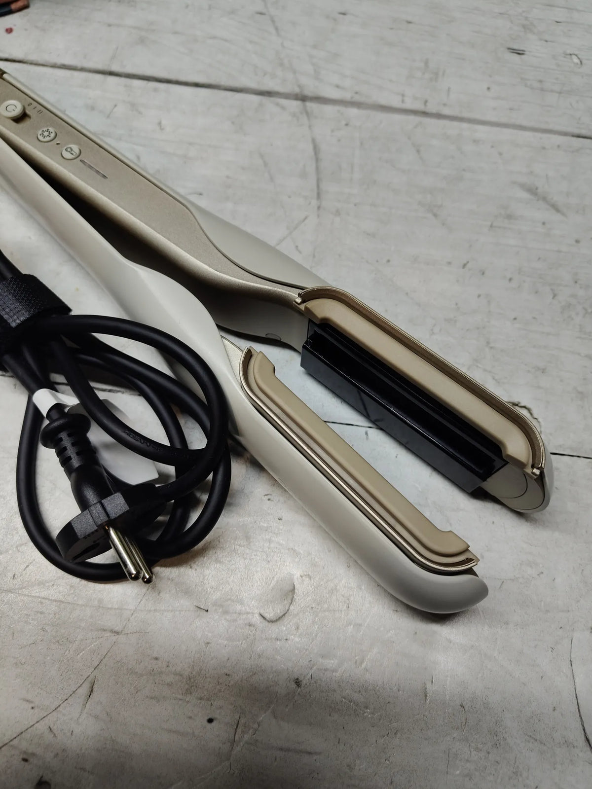 Plancha de pelo con aire 2 en 1 - Cecotec