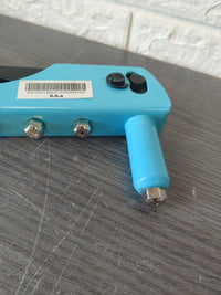 Remachadora manual - Cecotec