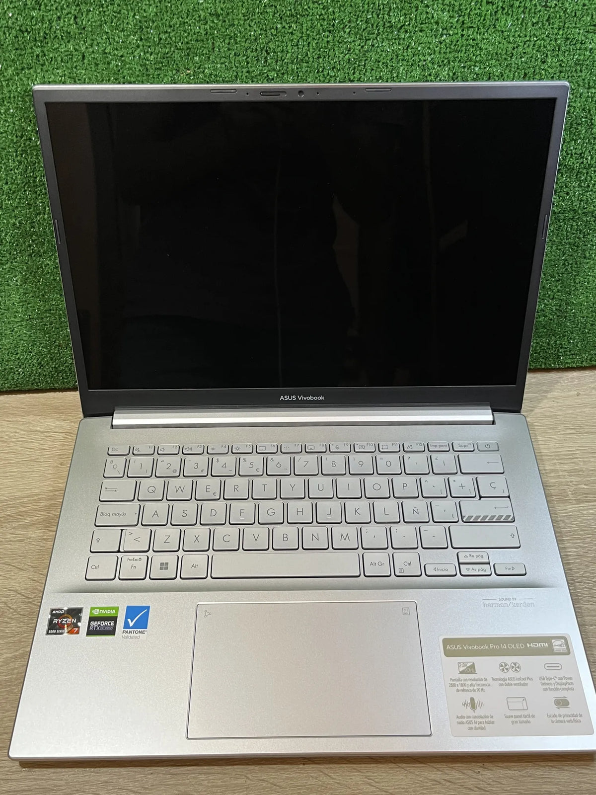 ASUS Vivobook Pro 14 OLED