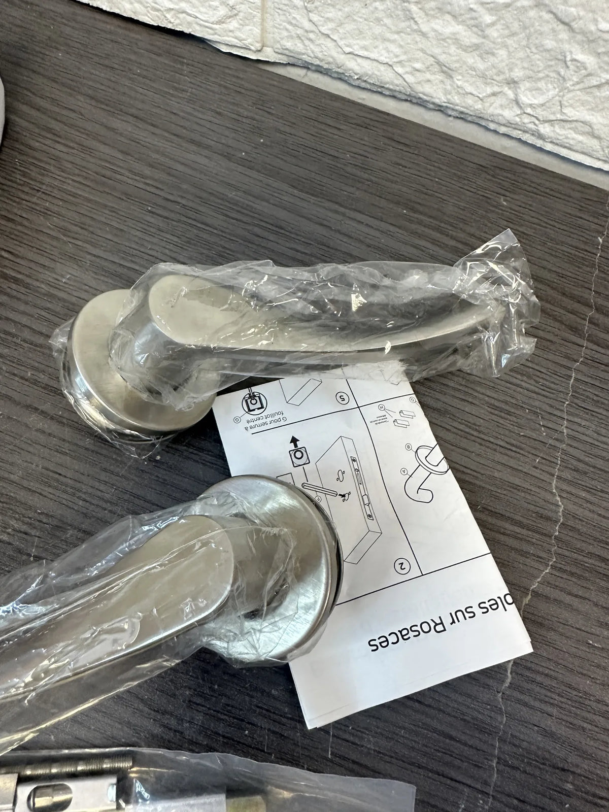 Pomos para puerta Bricard