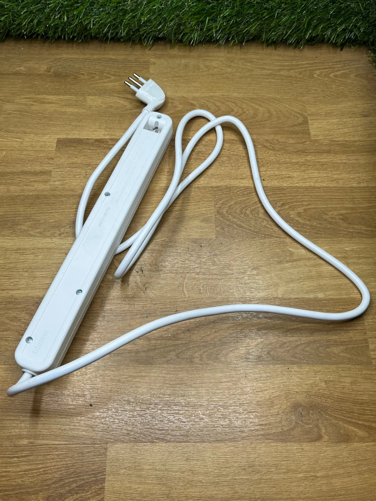 Regleta con Interruptor de Seguridad BTicino