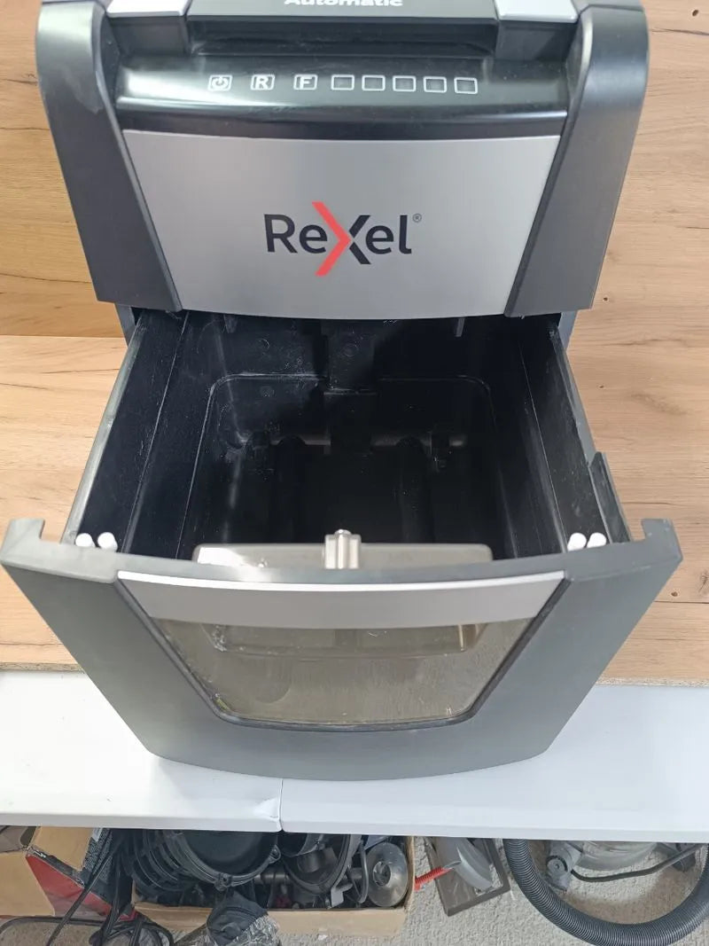 Destructora de Papel de Alimentación Automática