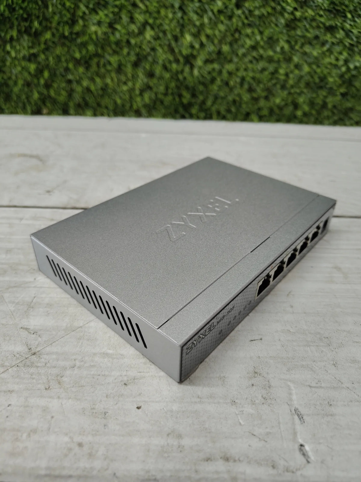 Conmutador ethernet de 5 puertos - Zyxel