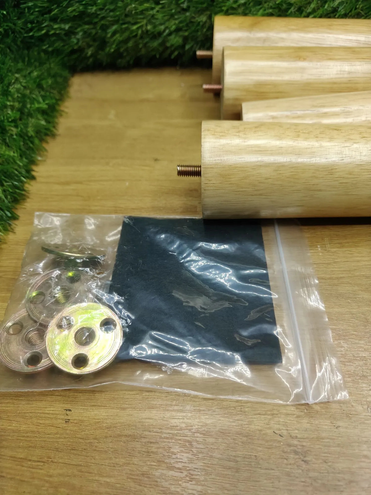 Juego de 4 patas de madera maciza